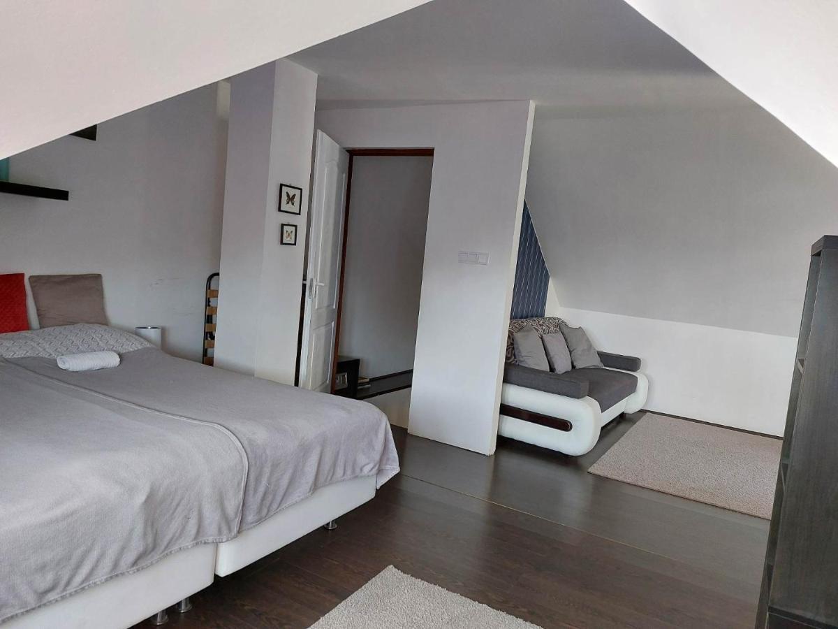 Welcome Vendeghaz Hotel Pecs Ngoại thất bức ảnh